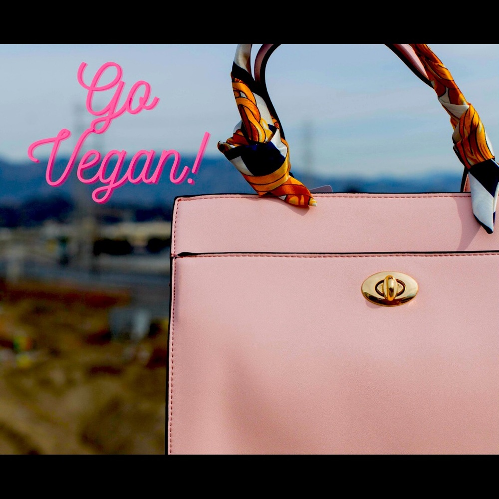 NWT Vegan Leather Women’s Handbag pink